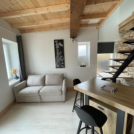 Charmante Maison De Village Viré Dış mekan fotoğraf