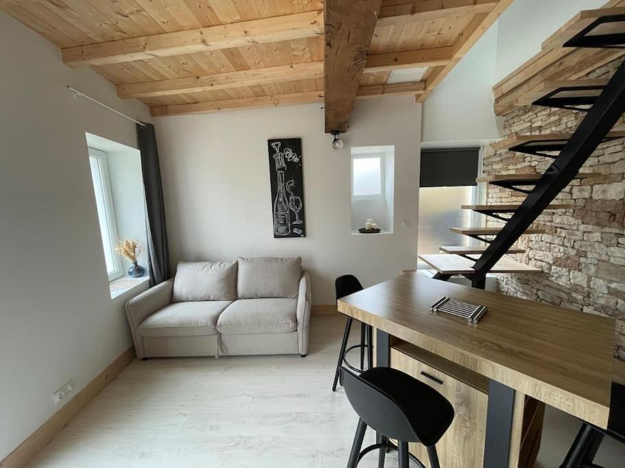 Charmante Maison De Village Viré Dış mekan fotoğraf